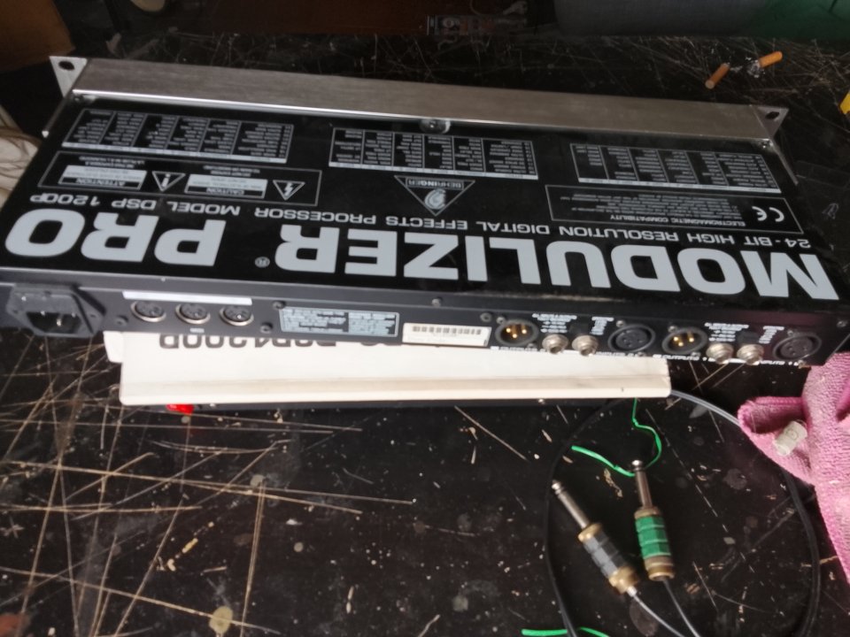 Modulizer Pro DSP1200P de segunda mano · Foto 5 de 8 · Cáceres