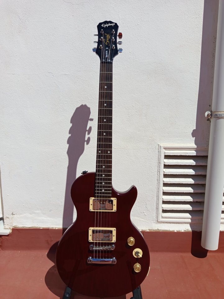 Epiphone Les Paul Special II, acabado Heritage Cherry Sunburst. de segunda mano · Foto 2 de 6 · Valencia · 150 €