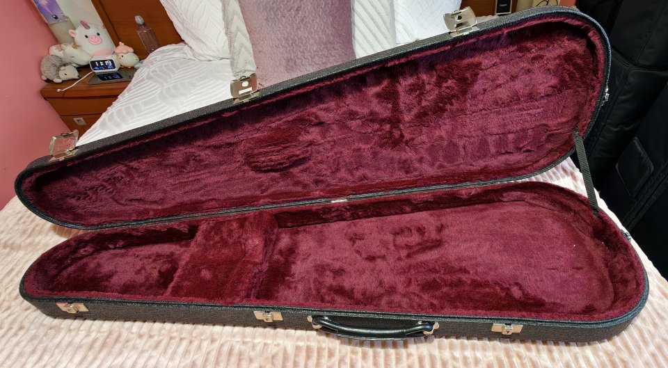 Estuche italiano VGV para bajos Yamaha BB