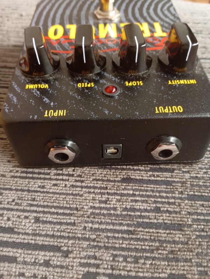 Voodoo Lab Tremolo de segunda mano · Foto 2 de 5 · Girona · 120 €