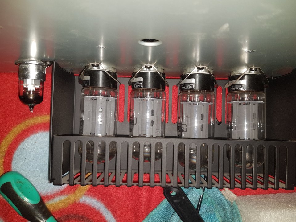 PEAVEY VYPYR 120 Combo Valvulas Hi-Gain y Emulador