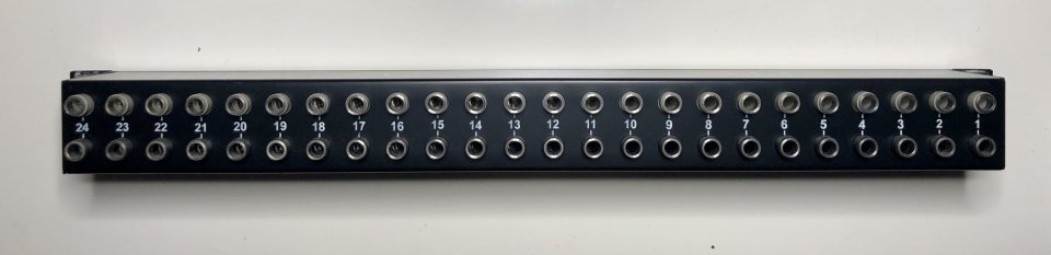 Patchbay NEUTRIK NYS SPP-L1 de segunda mano · Foto 3 de 4 · Barcelona · 30 €