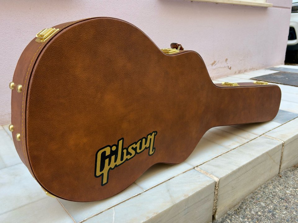 Gibson ES-335 Dot 60s Cherry de segunda mano · Foto 5 de 10 · Almería · 2400 €
