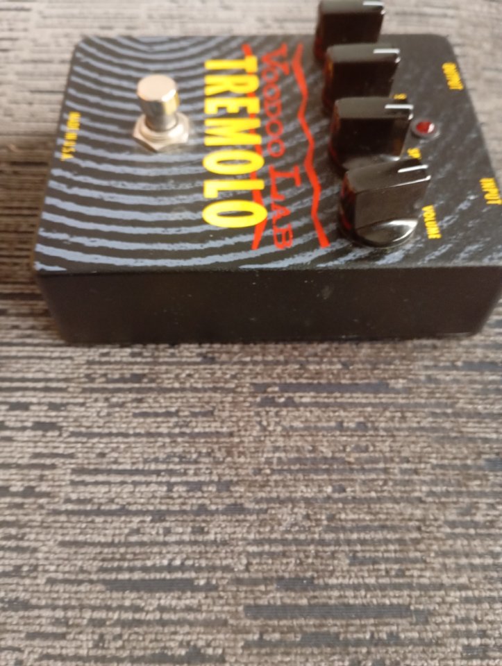 Voodoo Lab Tremolo de segunda mano · Foto 4 de 5 · Girona · 120 €