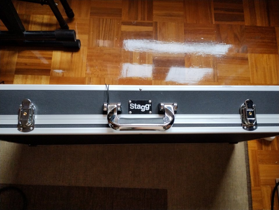 Maletin pedalera marca Stagg