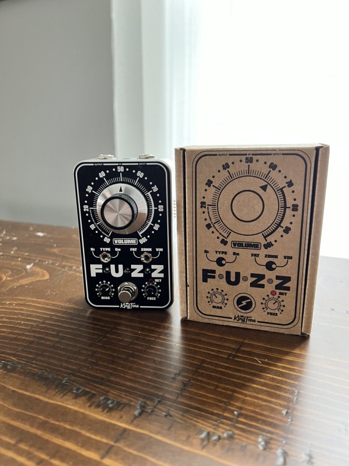 KingTone Fuzz V2 de segunda mano · Foto 1 de 3 · Barcelona · 350 €