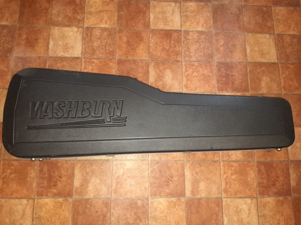 Washburn Bantam XB600