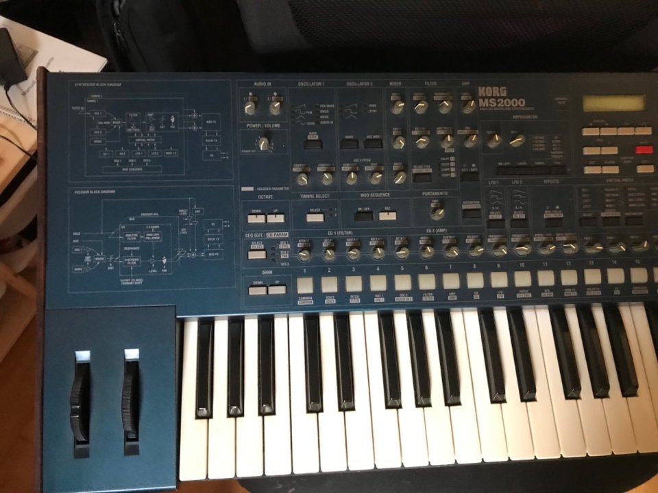 Korg MS2000
