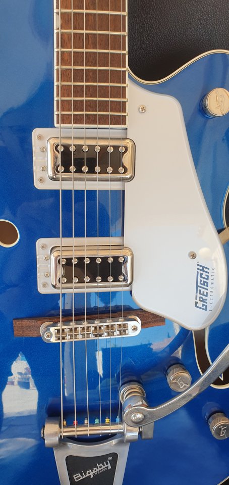 Guitarra Gretsch Electromatic G5420T Azul metalico de segunda mano · Foto 3 de 10 · Alicante · 550 €