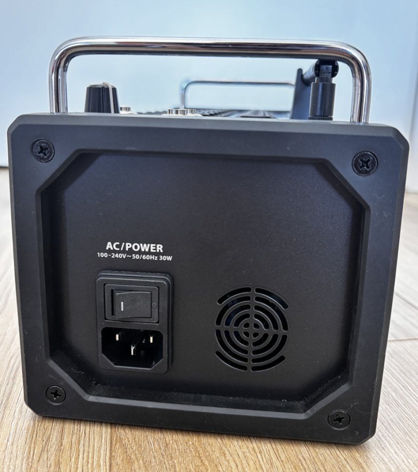 Behringer X AIR XR1 de segunda mano · Foto 7 de 10 · Burgos · 340 €