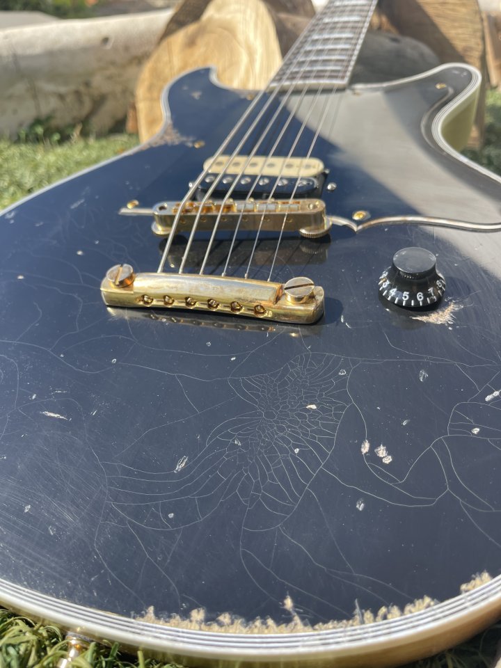 Relic Lp double cut, badak relics