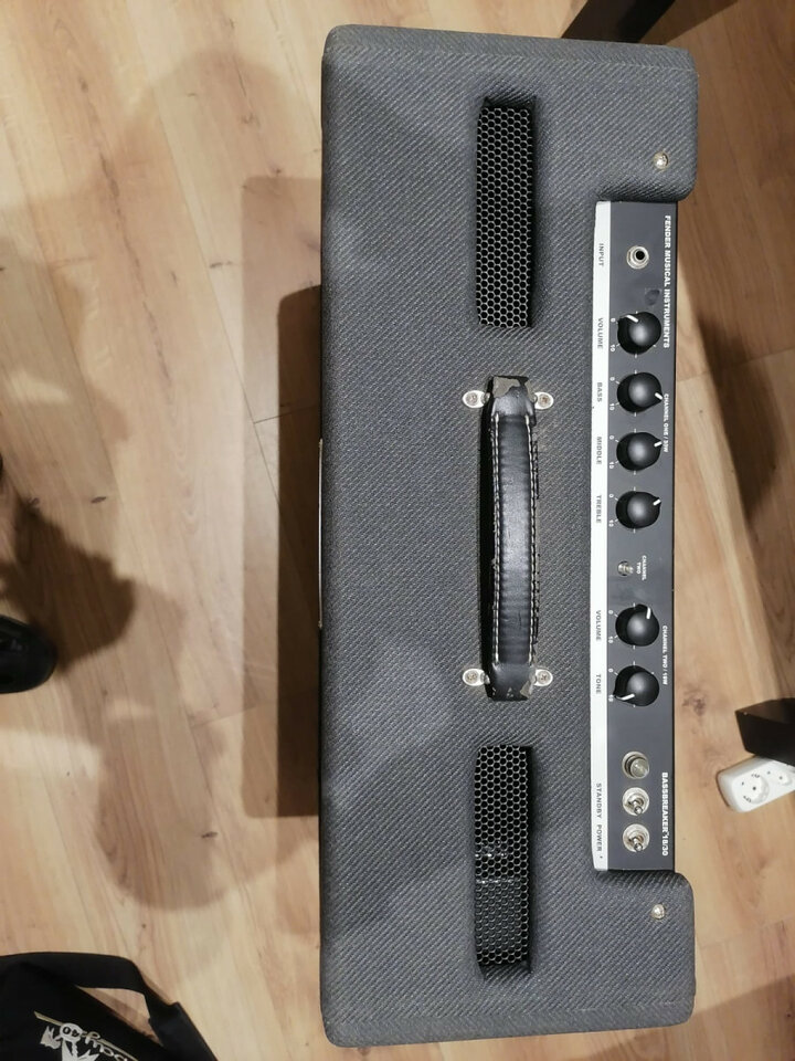 Fender Bassbreaker 18/30