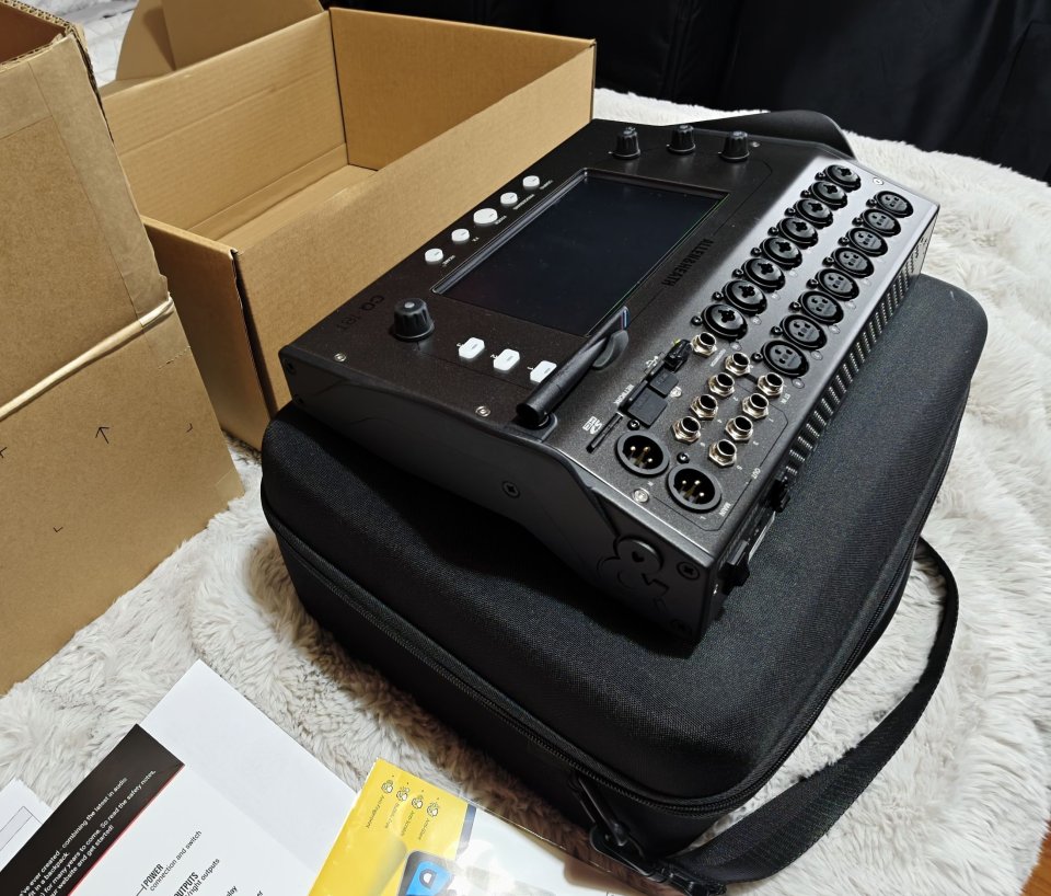 Allen & Heath CQ18T Bundle NUEVO mixer digital