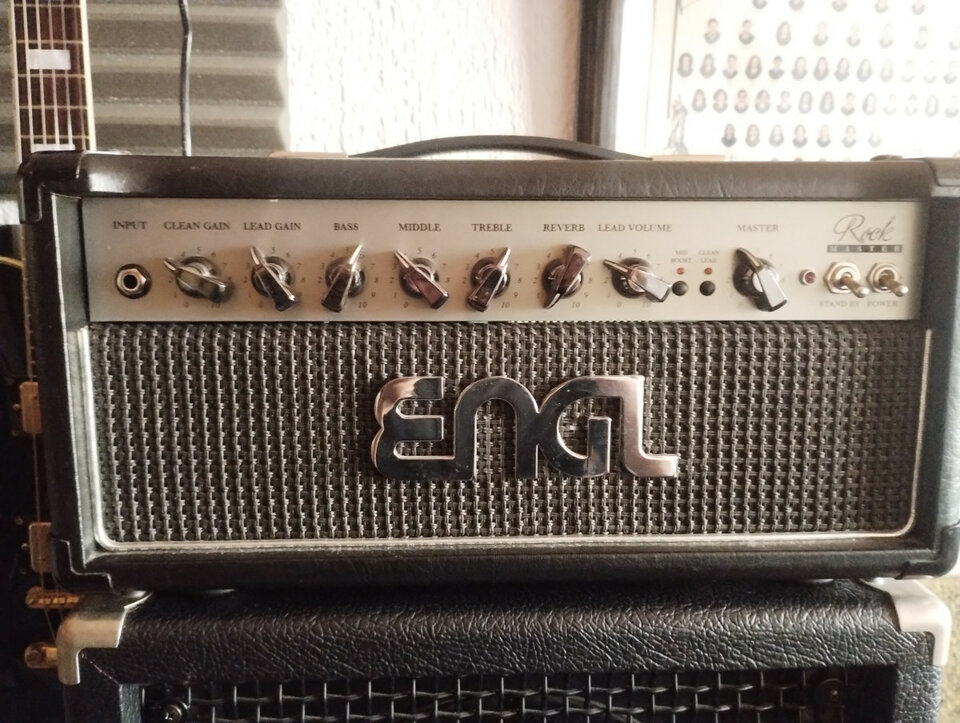 Cabezal + Pantalla + Footswitch Engl