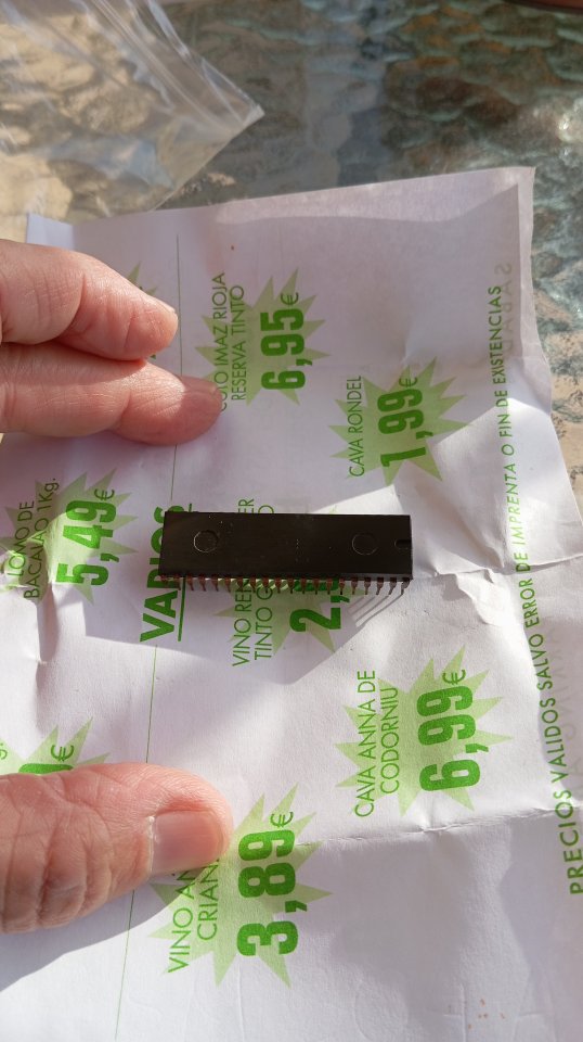 Chip SM304A  Korg CX 3