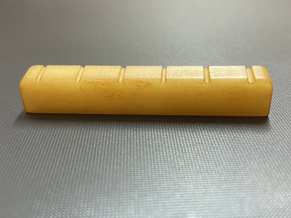 Cejuela Hueso camello guitarra clásica