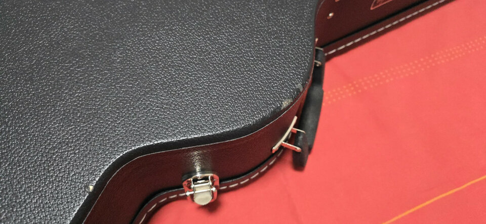 Fender CN-140SCE de segunda mano · Foto 10 de 10 · Madrid · 280 €