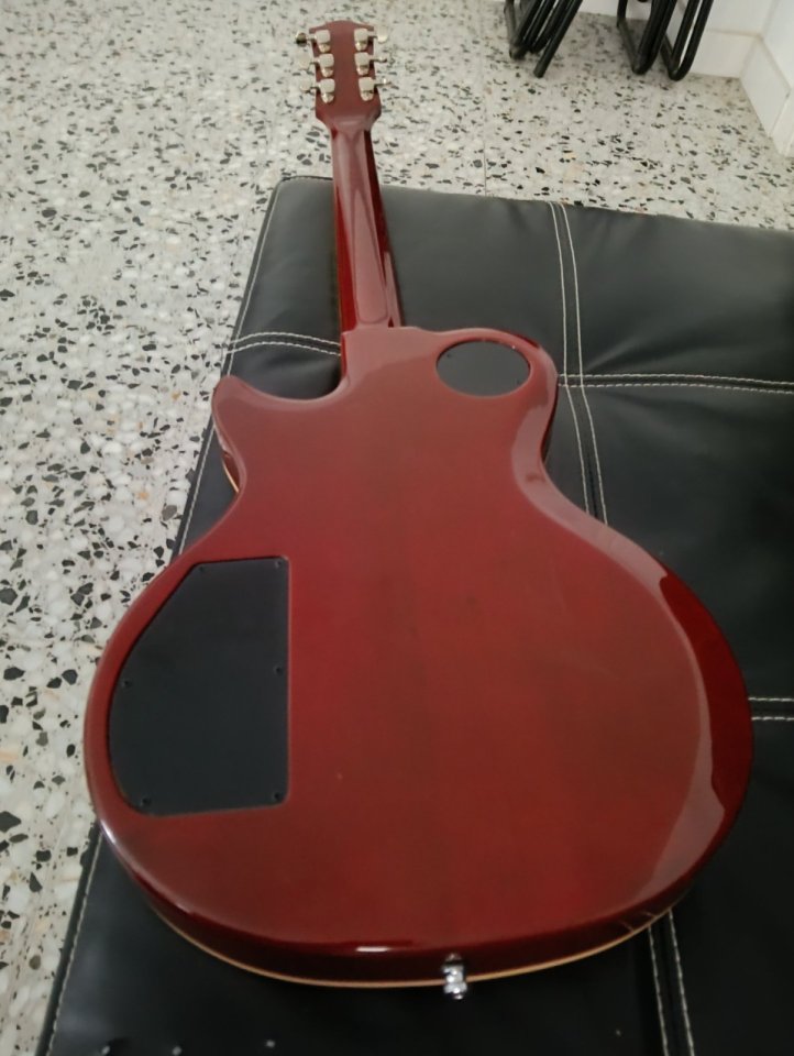 Godin Summit Classic Supreme Ltd. de segunda mano · Foto 4 de 10 · Gipuzkoa