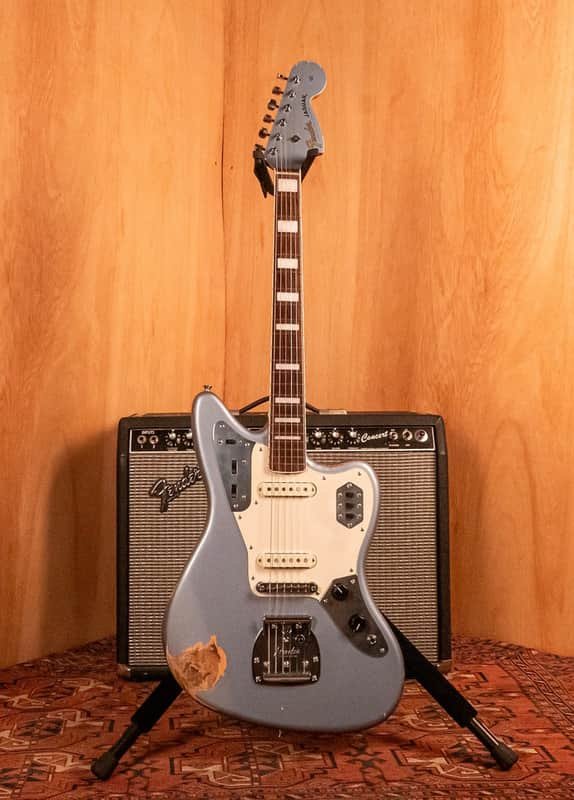 Fender MIJ Traditional II 60s Jaguar 2023 RELiC + EXTRAS + Envío incluido de segunda mano · Foto 1 de 10 · Murcia · 1200 €