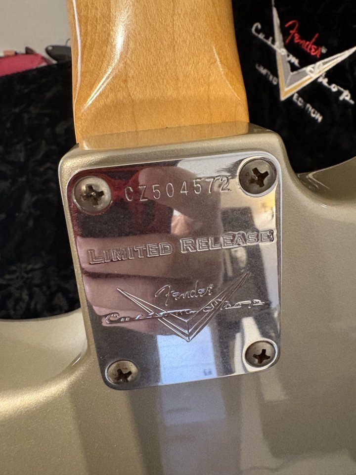 Guitarra fender stratocaster custom shop ed limitada relic de segunda mano · Foto 5 de 9 · Illes Balears · 3800 €