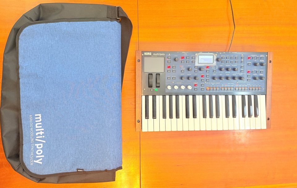 Korg Multi/Poly de segunda mano · Foto 3 de 4 · Cantabria · 630 €
