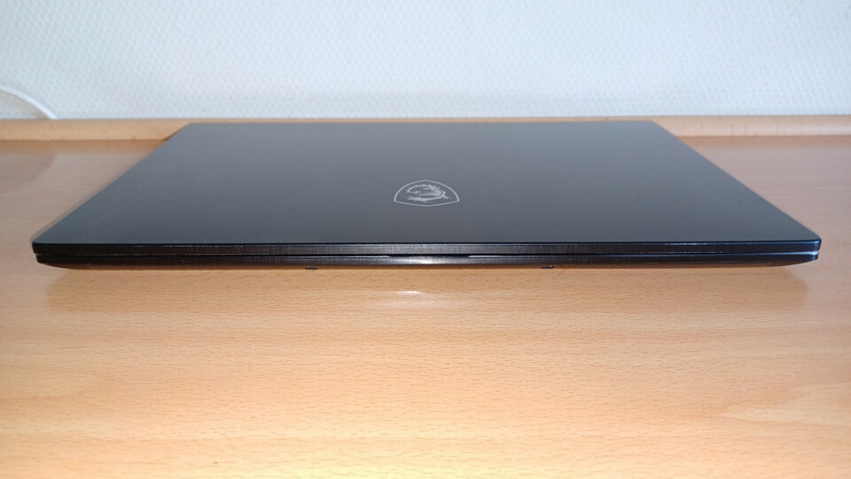 Ordenador portátil MSI Modern 15. i5 10ªGen. 16GB DDR4. NVMe 500GB. 1080FHD