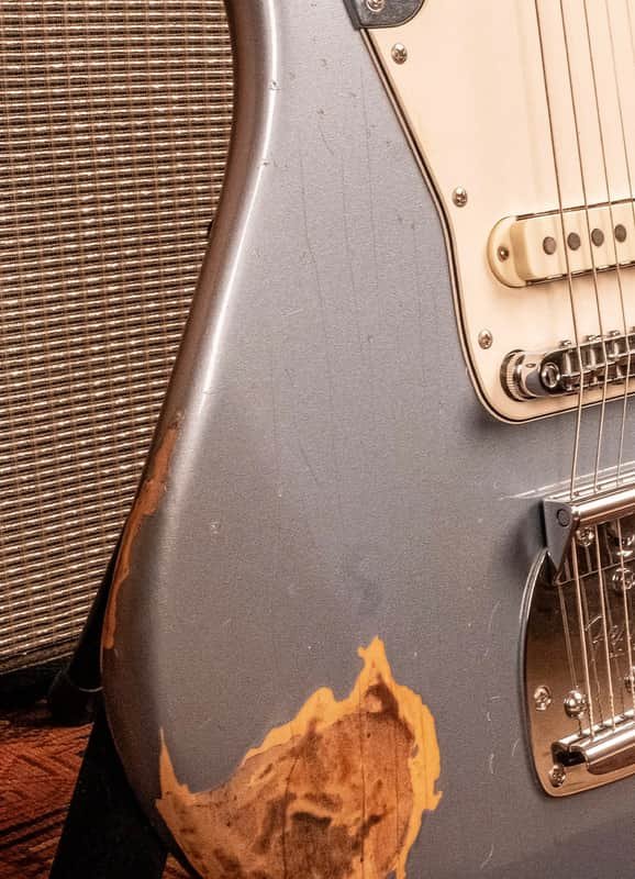 Fender MIJ Traditional II 60s Jaguar 2023 RELiC + EXTRAS + Envío incluido de segunda mano · Foto 3 de 10 · Murcia · 1200 €