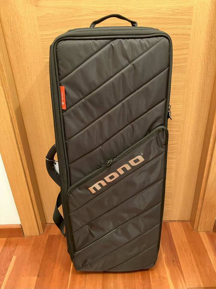 MONO case M80 Keyboard 49 de segunda mano · Foto 3 de 9 · Alicante · 130 €