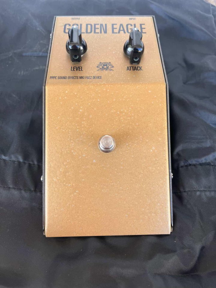 Golden Eagle (Reproducción Tone Bender MKI System Tuned) PPPC Sound Effects