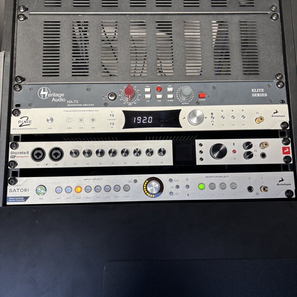 Antelope discrete 8 pro synergy core