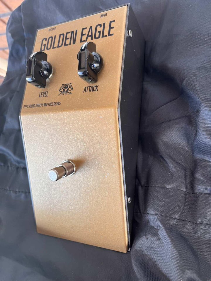 Golden Eagle (Reproducción Tone Bender MKI System Tuned) PPPC Sound Effects