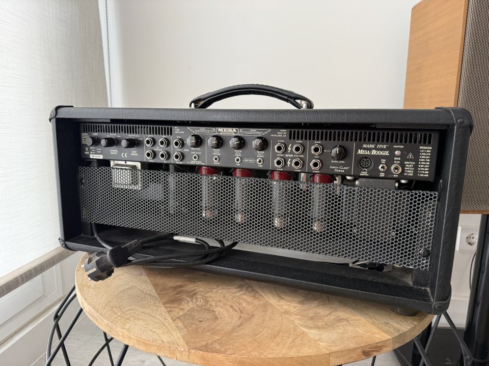 Mesa Boogie Mark V Head (Envío incluído) de segunda mano · Foto 3 de 7 · Sevilla · 2300 €