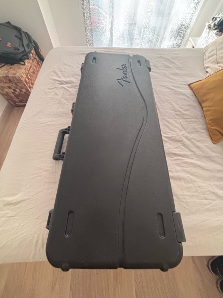 Fender American Profesional II de segunda mano · Foto 7 de 7 · Barcelona · 1650 €