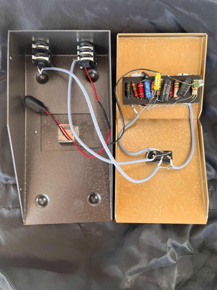 Golden Eagle (Reproducción Tone Bender MKI System Tuned) PPPC Sound Effects