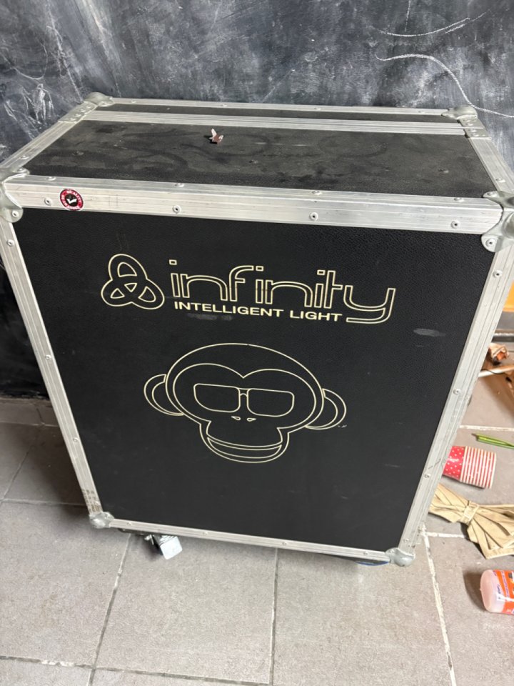 Mesa iluminación Infinity Chimp 300 G2