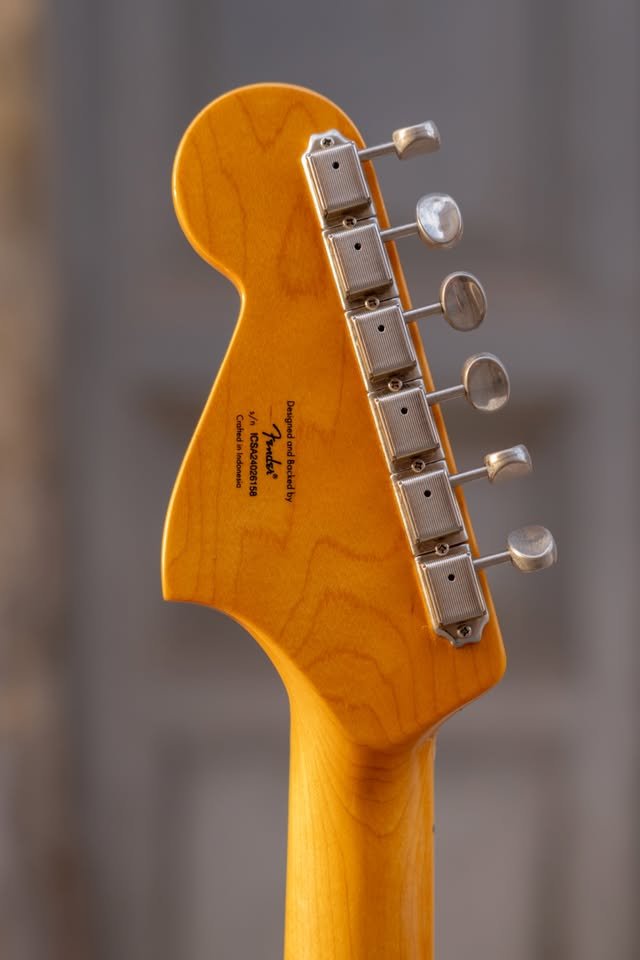 Vendo Squier Classic Vibe Bass VI de segunda mano · Foto 4 de 5 · Alicante · 350 €