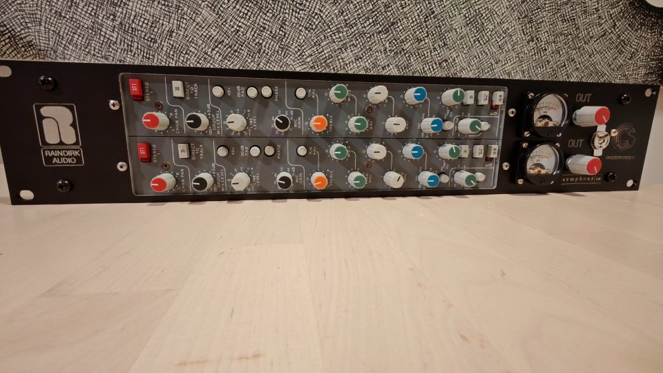 ÚLTIMA UNIDAD .VENDO  RAINDIRK Symphony LN1 Previo + EQ  Dual Channel