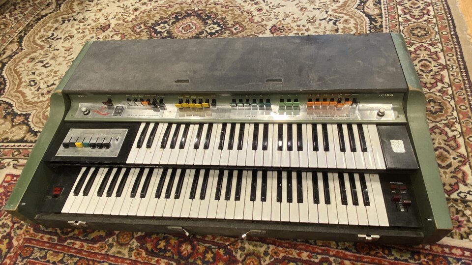 Órgano FARFISA VIP-600 principios de los 70