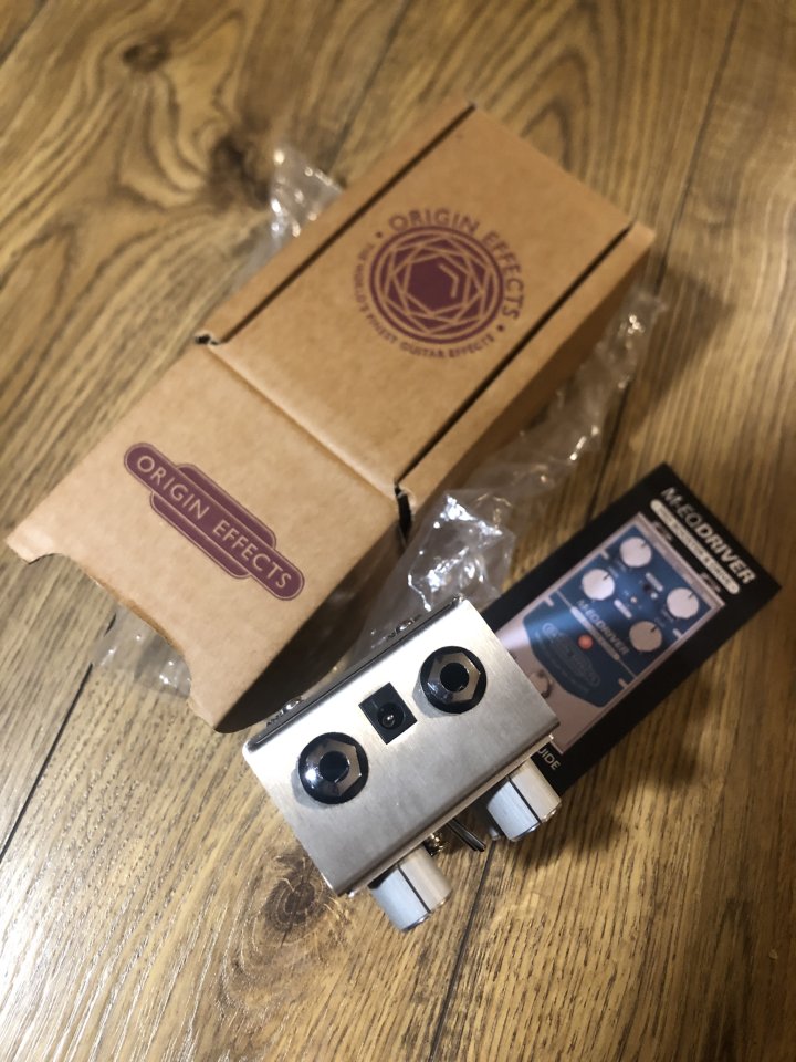 REBAJA Origin Effects M-EQ Driver Mid Boost/OverdrIve