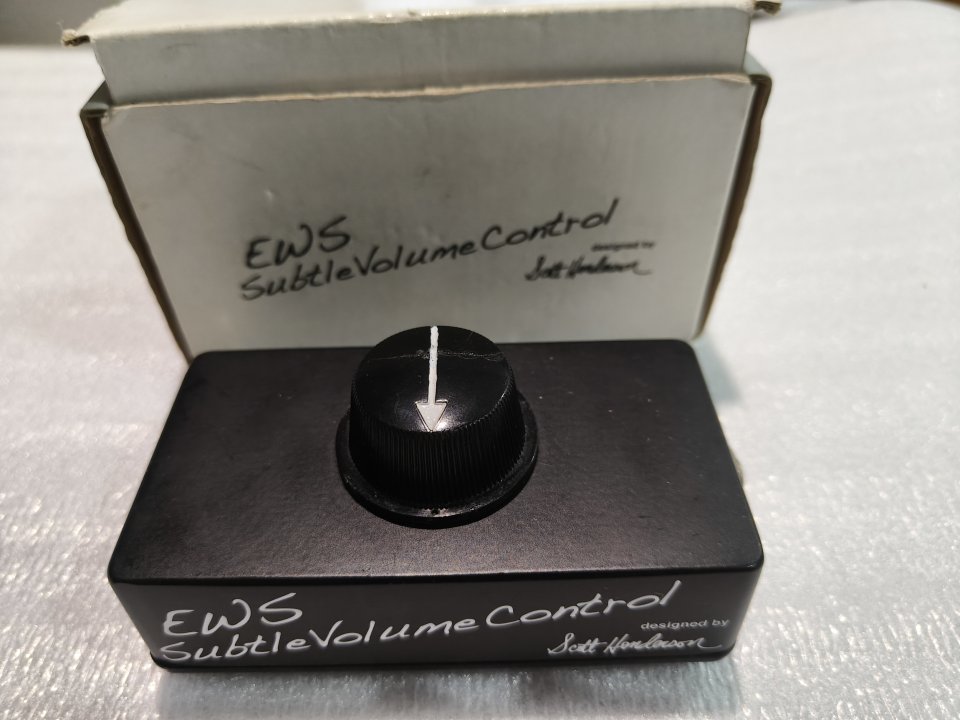 E.W.S. Subtle Volume Control (Scott Henderson) de segunda mano · Foto 2 de 7 · Valencia · 60 €