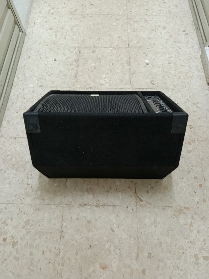 Conjunto de 2 Monitores TheBox MA120 MKII de segunda mano · Foto 5 de 5 · Sevilla · 180 €