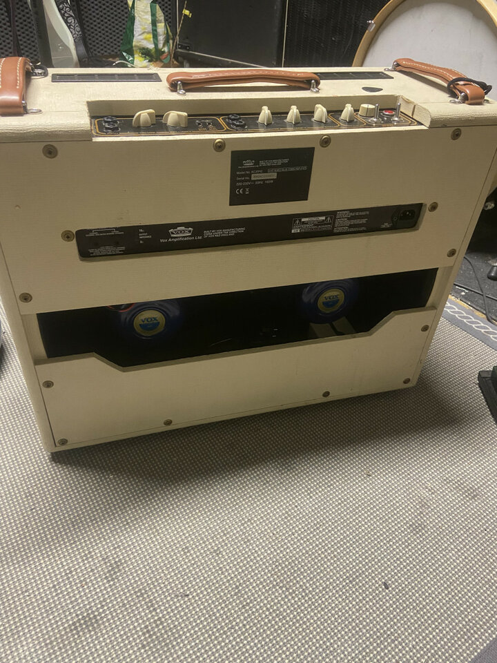 Vox AC30 50th H2 de segunda mano · Foto 3 de 8 · Bizkaia · 1450 €