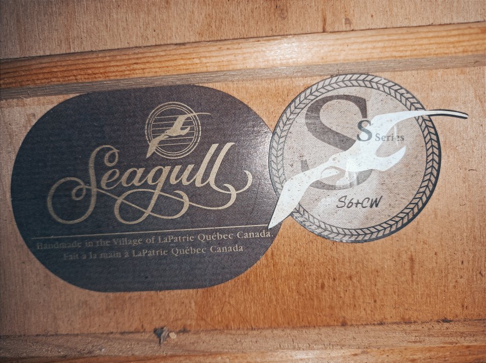 S6 / CW Seagull Electroacustica de segunda mano · Foto 6 de 6 · Cádiz · 350 €