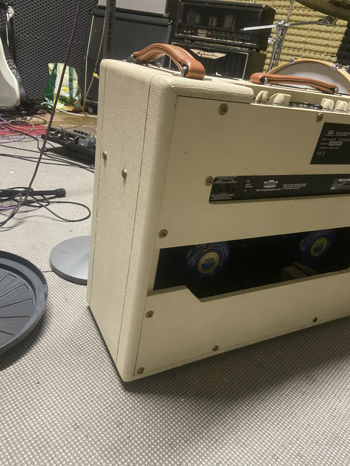 Vox AC30 50th H2 de segunda mano · Foto 4 de 8 · Bizkaia · 1450 €
