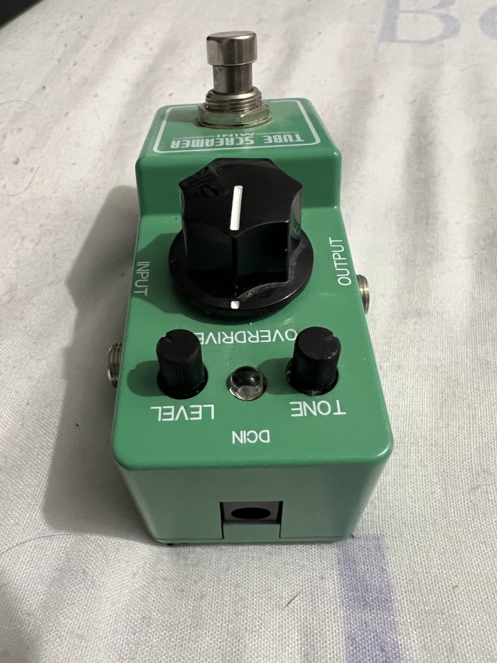 Mini TubeScreamer + alimentación y extras