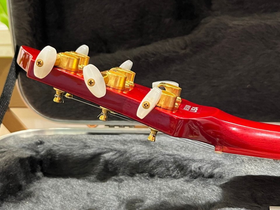 Heartfield by fender Elan 1 de segunda mano · Foto 9 de 10 · Cádiz · 1500 €