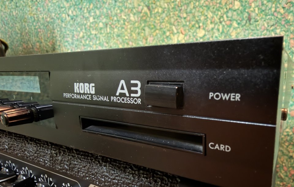 Korg A3 + Pedalera Fc6 de segunda mano · Foto 1 de 9 · Madrid · 130 €