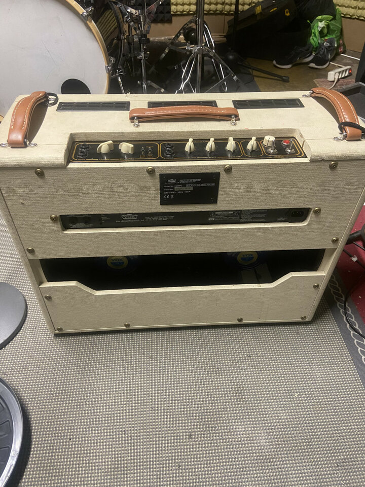 Vox AC30 50th H2 de segunda mano · Foto 6 de 8 · Bizkaia · 1450 €