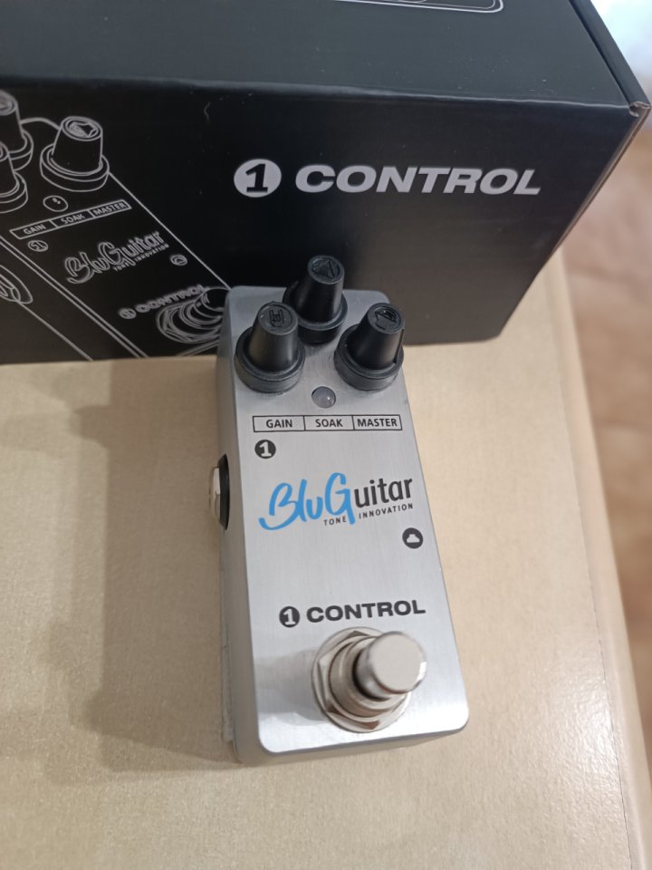 BluGuitar 1control de segunda mano · Foto 3 de 5 · Tarragona · 100 €