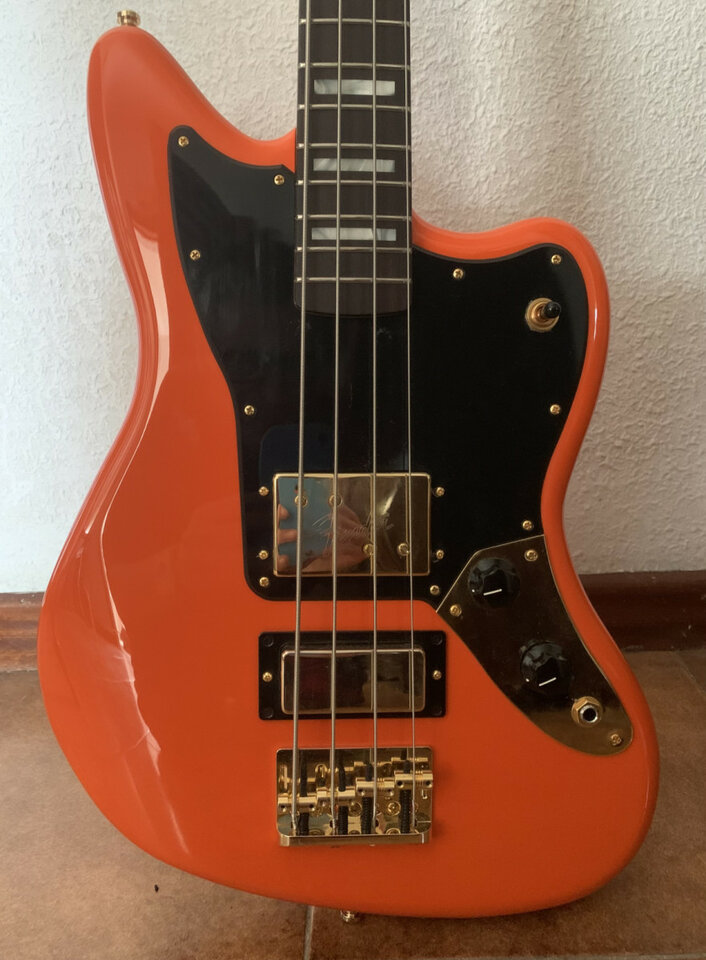 Fender Jaguar Mike Kerr (Royal Blood)